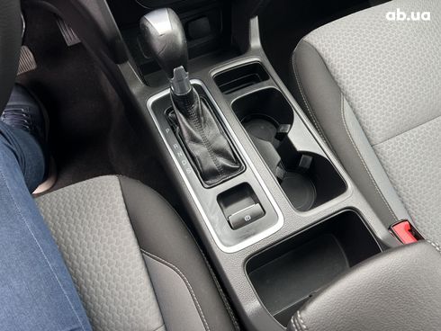 Ford Escape 2018 черный - фото 13