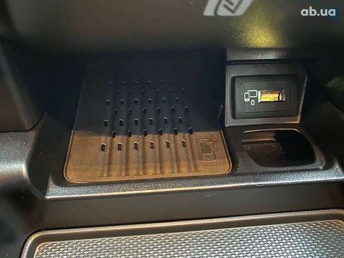 Mercedes-Benz E-Класс 2018 - фото 19