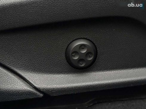 Mercedes-Benz GLC-Класс 2017 - фото 29
