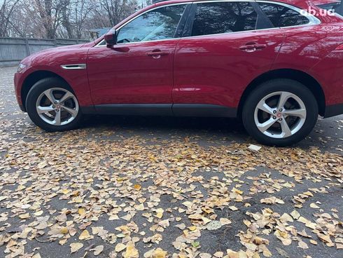 Jaguar F-Pace 2018 красный - фото 10