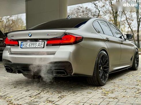 BMW 5 серия 2021 - фото 15