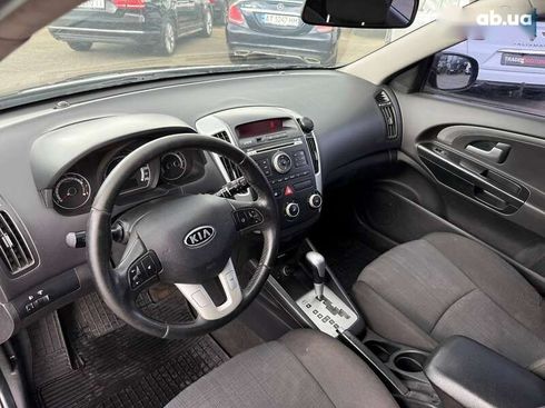 Kia Cee'd 2011 - фото 16