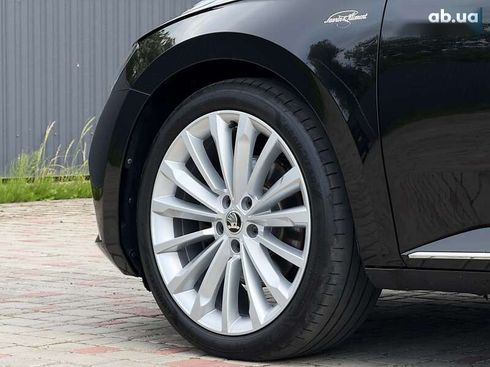 Skoda Superb 2021 - фото 27