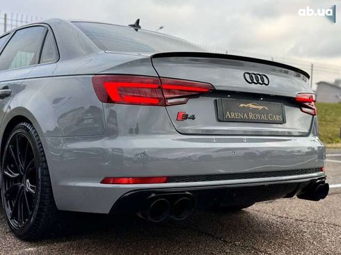 Audi S4 2017 - фото 16