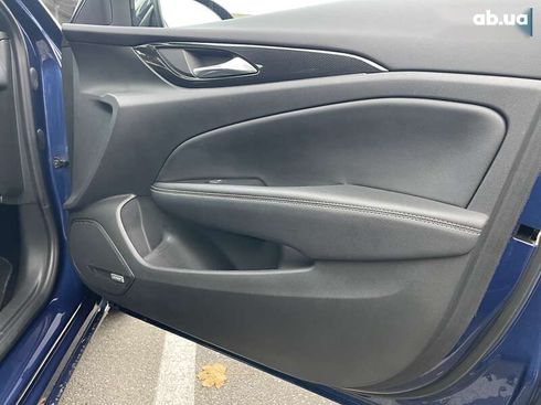 Opel Insignia 2020 - фото 11