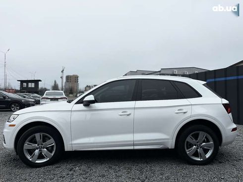 Audi Q5 2017 - фото 12