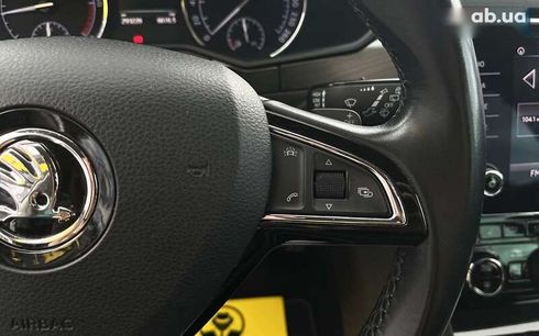 Skoda Superb 2018 - фото 15