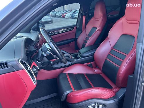 Porsche Cayenne 2019 серый - фото 20