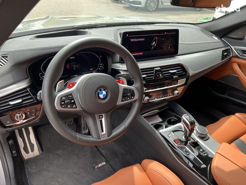 BMW M5 2022 - фото 13