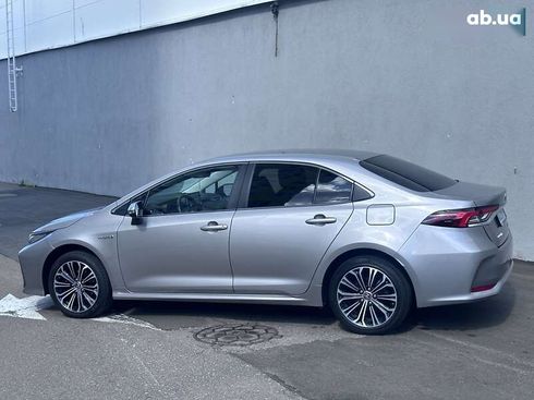 Toyota Corolla 2020 - фото 11