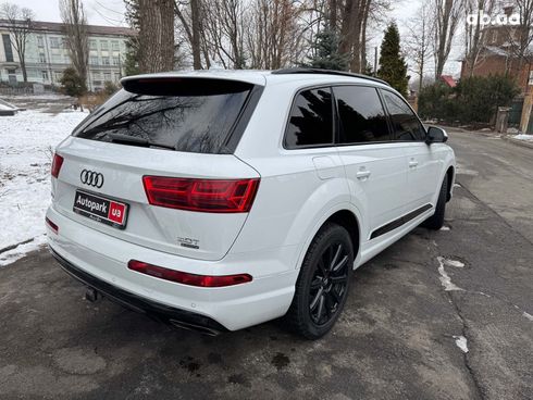 Audi Q7 2017 белый - фото 6