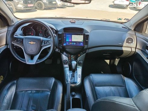 Chevrolet Cruze 2012 белый - фото 10