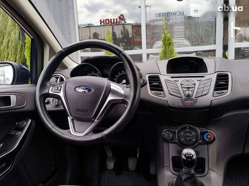 Ford Fiesta 2015 - фото 6