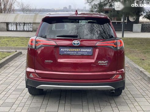 Toyota RAV4 2018 - фото 6