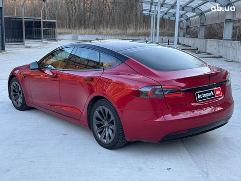 Tesla Model S 2018 красный - фото 11