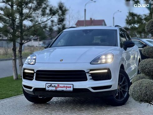 Porsche Cayenne 2018 - фото 26