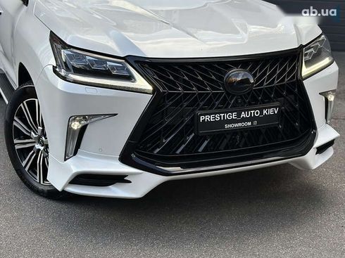Lexus LX 2019 - фото 30