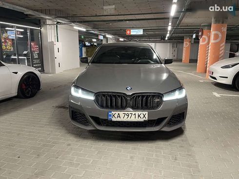 BMW 5 серия 2020 - фото 2