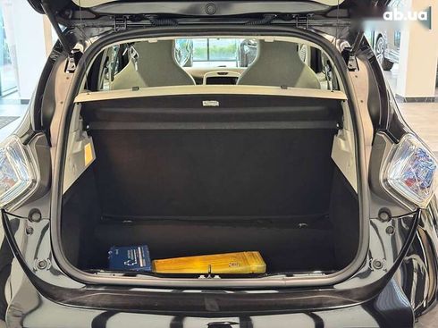 Renault Zoe 2016 - фото 14