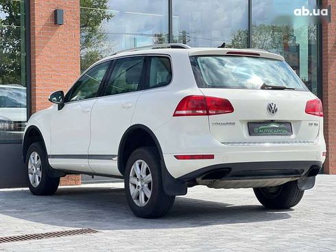 Volkswagen Touareg 2010 - фото 8
