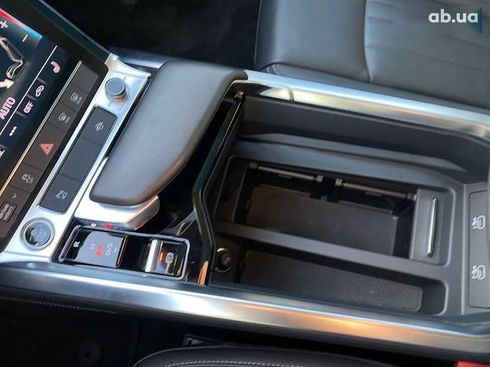 Audi E-Tron 2021 - фото 18