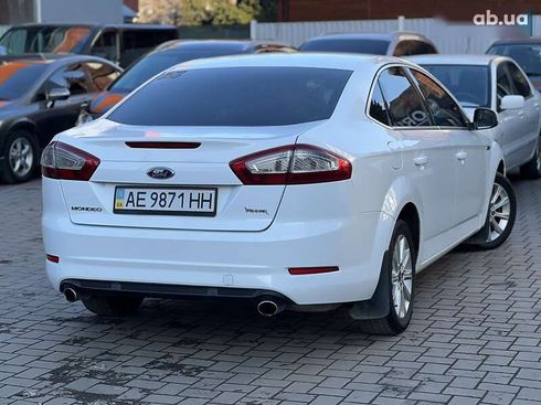 Ford Mondeo 2011 - фото 4