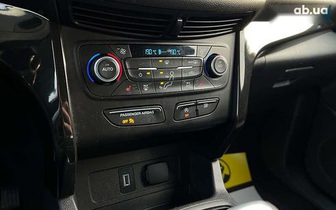 Ford Escape 2018 - фото 17
