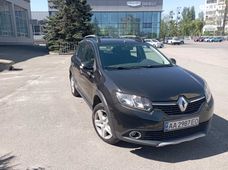 Купити Renault Sandero Stepway 2014 бу в Києві - купити на Автобазарі