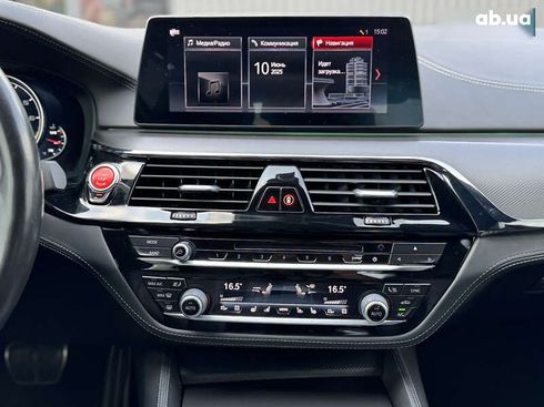 BMW M5 2019 - фото 29