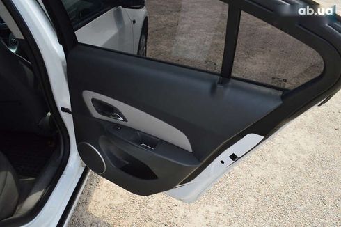 Chevrolet Cruze 2010 - фото 14