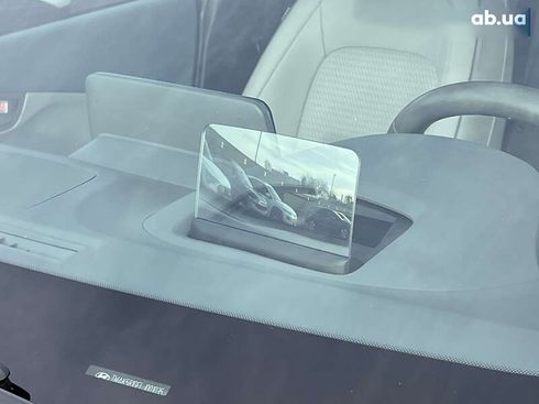 Hyundai Kona Electric 2021 - фото 16