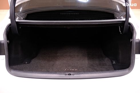 Lexus IS 2018 белый - фото 9