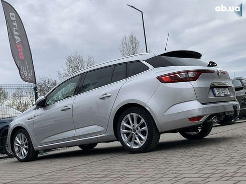 Renault Megane 2018 - фото 18