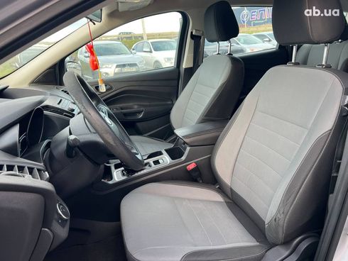 Ford Escape 2016 серый - фото 19