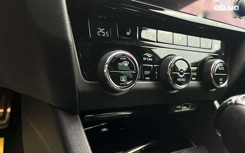Skoda Octavia 2019 - фото 24