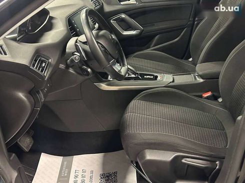Peugeot 308 2020 - фото 13