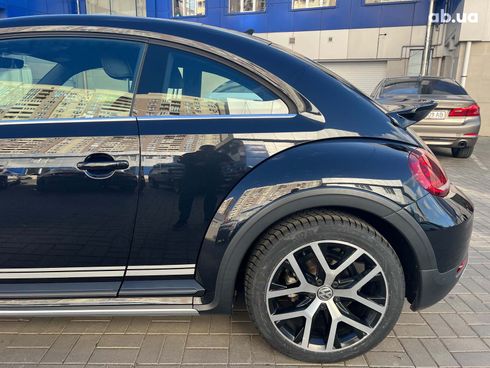 Volkswagen Beetle 2017 черный - фото 14