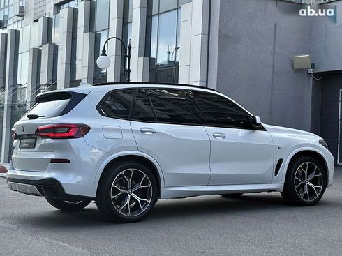 BMW X5 2021 - фото 28