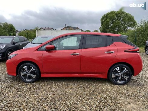 Nissan Leaf 2020 - фото 11