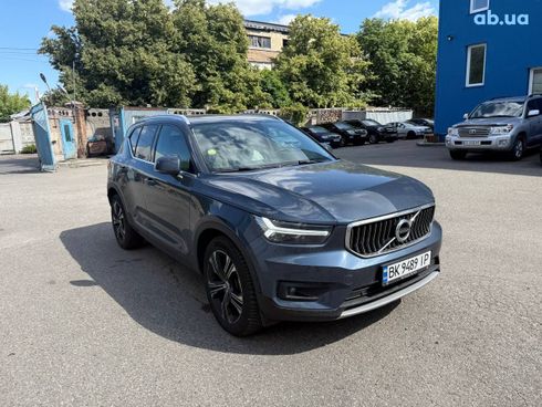 Volvo XC40 2019 - фото 3