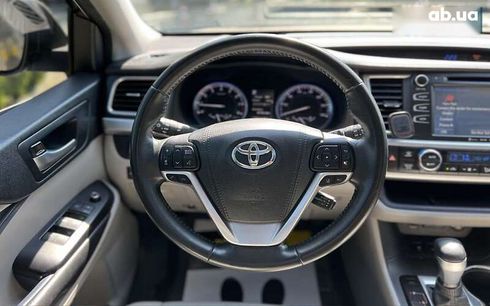 Toyota Highlander 2017 - фото 16