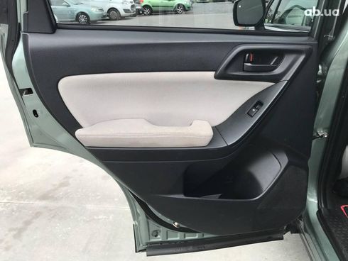 Subaru Forester 2014 зеленый - фото 21