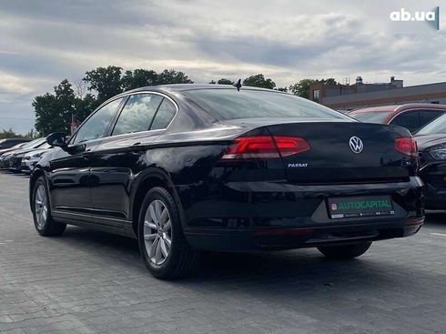 Volkswagen Passat 2017 - фото 16
