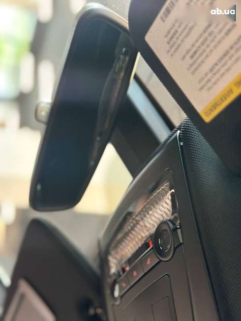 BMW 5 серия 2014 - фото 23