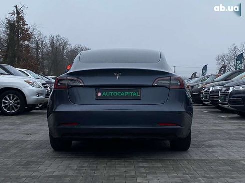 Tesla Model 3 2019 - фото 14