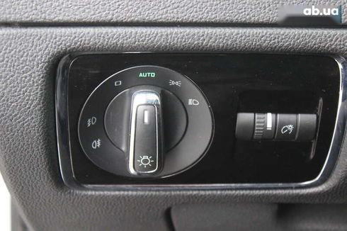 Skoda Superb 2011 - фото 30