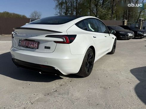 Tesla Model 3 2024 - фото 10