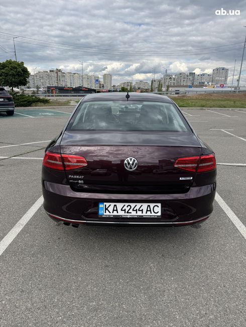 Volkswagen Passat 2016 красный - фото 41