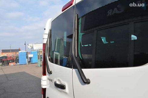 Renault Trafic 2021 - фото 14