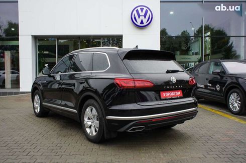 Volkswagen Touareg 2018 - фото 8
